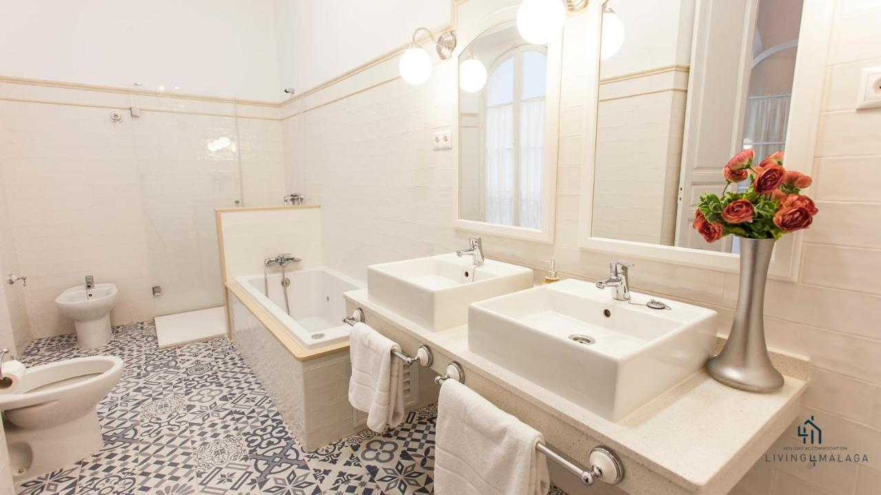Living4Malaga Aduana Presidential Lägenhet Exteriör bild