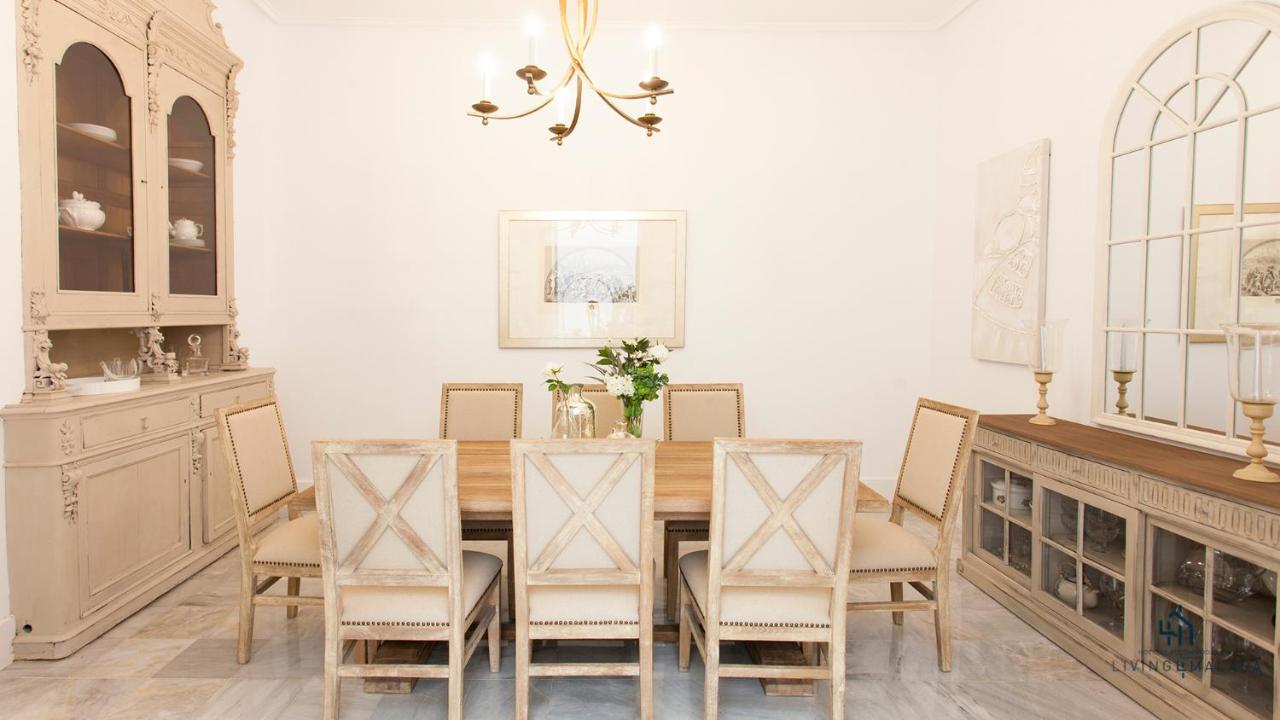 Living4Malaga Aduana Presidential Lägenhet Exteriör bild